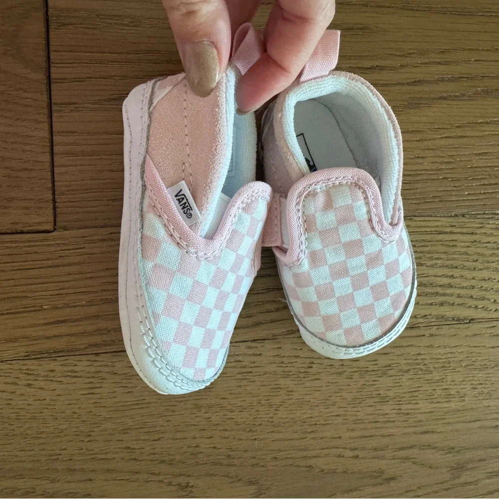Vans Infant Slip-On V Crib Checkerboard Shoes - Picture 2 of 5